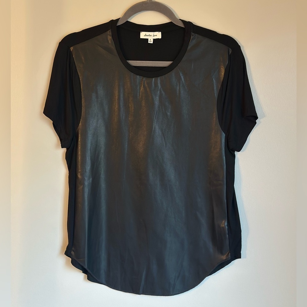 Another Love Women’s Black Leather Panel Short Sleeve Top Blouse Size Small